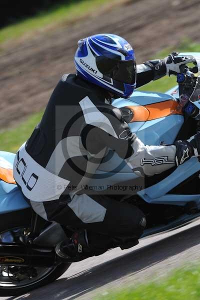 Motorcycle action photographs;Rockingham;Rockingham photographs;event digital images;eventdigitalimages;no limits trackday;peter wileman photography;rockingham corby northamptonshire;trackday;trackday digital images;trackday photos