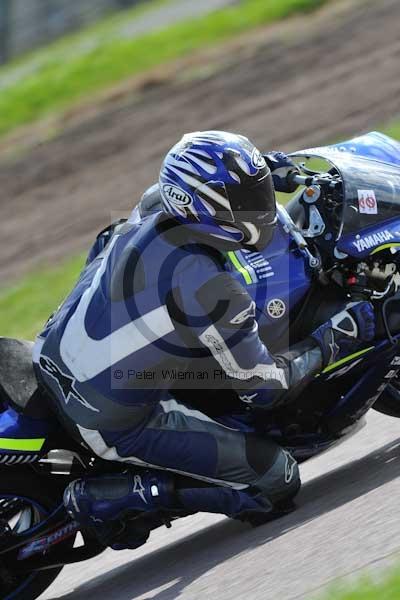 Motorcycle action photographs;Rockingham;Rockingham photographs;event digital images;eventdigitalimages;no limits trackday;peter wileman photography;rockingham corby northamptonshire;trackday;trackday digital images;trackday photos