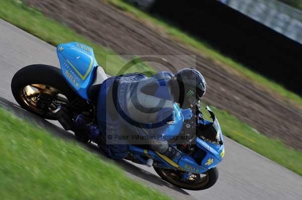 Motorcycle action photographs;Rockingham;Rockingham photographs;event digital images;eventdigitalimages;no limits trackday;peter wileman photography;rockingham corby northamptonshire;trackday;trackday digital images;trackday photos