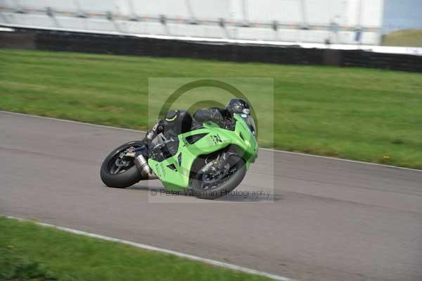 Motorcycle action photographs;Rockingham;Rockingham photographs;event digital images;eventdigitalimages;no limits trackday;peter wileman photography;rockingham corby northamptonshire;trackday;trackday digital images;trackday photos