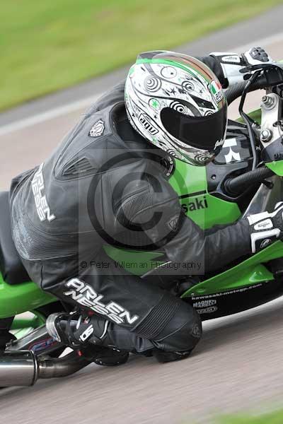 Motorcycle action photographs;Rockingham;Rockingham photographs;event digital images;eventdigitalimages;no limits trackday;peter wileman photography;rockingham corby northamptonshire;trackday;trackday digital images;trackday photos