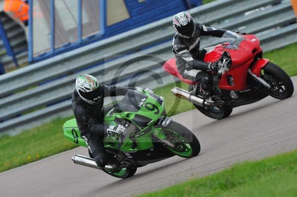 Motorcycle action photographs;Rockingham;Rockingham photographs;event digital images;eventdigitalimages;no limits trackday;peter wileman photography;rockingham corby northamptonshire;trackday;trackday digital images;trackday photos