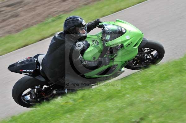 Motorcycle action photographs;Rockingham;Rockingham photographs;event digital images;eventdigitalimages;no limits trackday;peter wileman photography;rockingham corby northamptonshire;trackday;trackday digital images;trackday photos