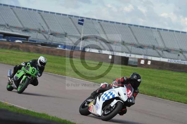 Motorcycle action photographs;Rockingham;Rockingham photographs;event digital images;eventdigitalimages;no limits trackday;peter wileman photography;rockingham corby northamptonshire;trackday;trackday digital images;trackday photos