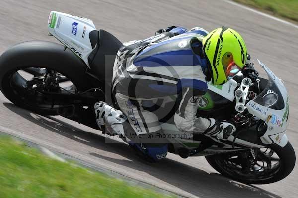 Motorcycle action photographs;Rockingham;Rockingham photographs;event digital images;eventdigitalimages;no limits trackday;peter wileman photography;rockingham corby northamptonshire;trackday;trackday digital images;trackday photos