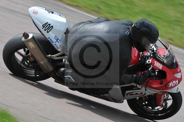 Motorcycle action photographs;Rockingham;Rockingham photographs;event digital images;eventdigitalimages;no limits trackday;peter wileman photography;rockingham corby northamptonshire;trackday;trackday digital images;trackday photos