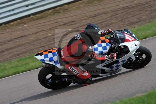 Motorcycle action photographs;Rockingham;Rockingham photographs;event digital images;eventdigitalimages;no limits trackday;peter wileman photography;rockingham corby northamptonshire;trackday;trackday digital images;trackday photos