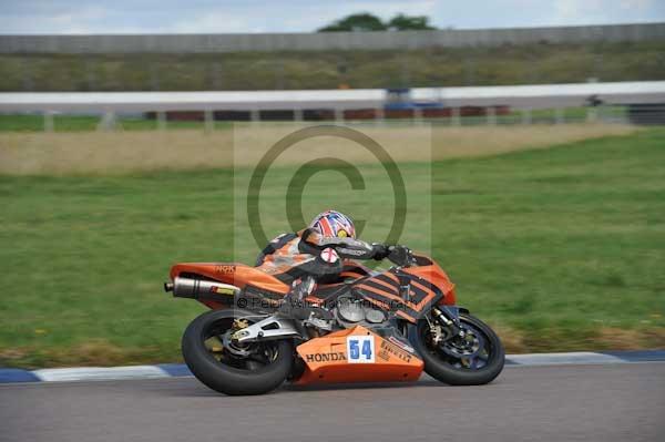 Motorcycle action photographs;Rockingham;Rockingham photographs;event digital images;eventdigitalimages;no limits trackday;peter wileman photography;rockingham corby northamptonshire;trackday;trackday digital images;trackday photos