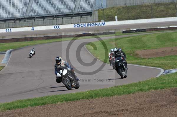 Motorcycle action photographs;Rockingham;Rockingham photographs;event digital images;eventdigitalimages;no limits trackday;peter wileman photography;rockingham corby northamptonshire;trackday;trackday digital images;trackday photos