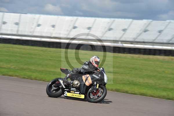 Motorcycle action photographs;Rockingham;Rockingham photographs;event digital images;eventdigitalimages;no limits trackday;peter wileman photography;rockingham corby northamptonshire;trackday;trackday digital images;trackday photos