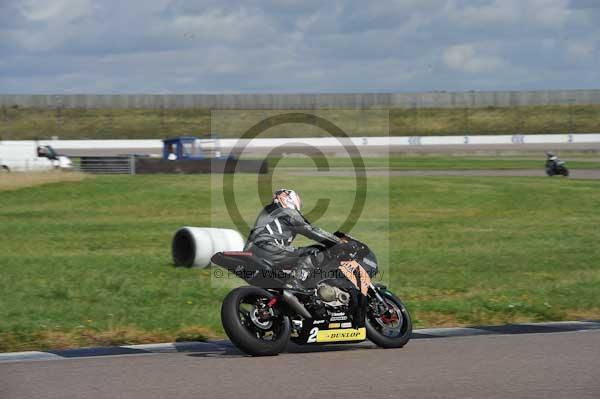 Motorcycle action photographs;Rockingham;Rockingham photographs;event digital images;eventdigitalimages;no limits trackday;peter wileman photography;rockingham corby northamptonshire;trackday;trackday digital images;trackday photos