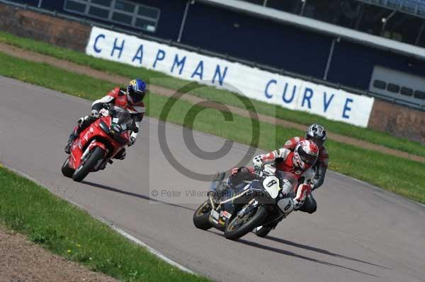 Motorcycle action photographs;Rockingham;Rockingham photographs;event digital images;eventdigitalimages;no limits trackday;peter wileman photography;rockingham corby northamptonshire;trackday;trackday digital images;trackday photos