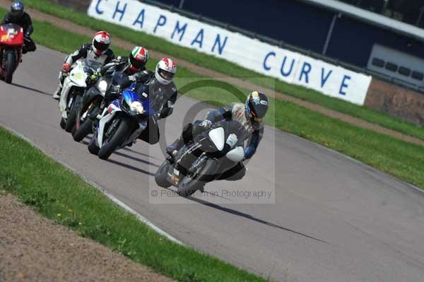 Motorcycle action photographs;Rockingham;Rockingham photographs;event digital images;eventdigitalimages;no limits trackday;peter wileman photography;rockingham corby northamptonshire;trackday;trackday digital images;trackday photos