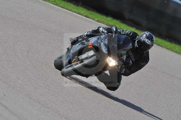 Motorcycle action photographs;Rockingham;Rockingham photographs;event digital images;eventdigitalimages;no limits trackday;peter wileman photography;rockingham corby northamptonshire;trackday;trackday digital images;trackday photos