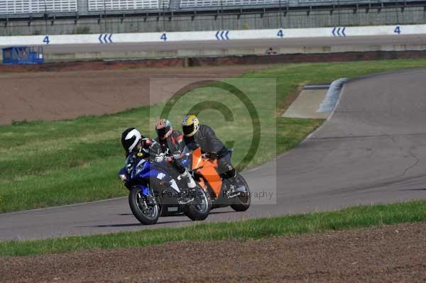 Motorcycle action photographs;Rockingham;Rockingham photographs;event digital images;eventdigitalimages;no limits trackday;peter wileman photography;rockingham corby northamptonshire;trackday;trackday digital images;trackday photos