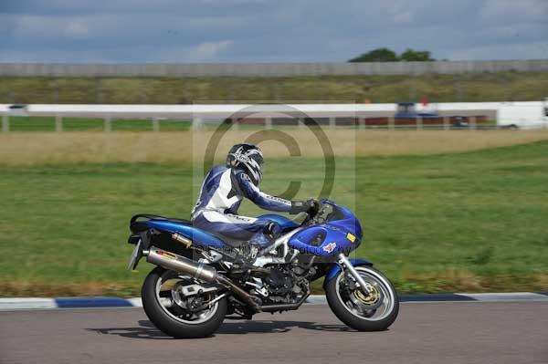 Motorcycle action photographs;Rockingham;Rockingham photographs;event digital images;eventdigitalimages;no limits trackday;peter wileman photography;rockingham corby northamptonshire;trackday;trackday digital images;trackday photos