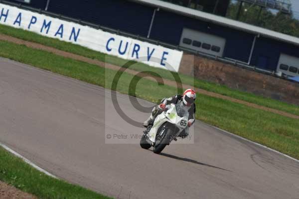 Motorcycle action photographs;Rockingham;Rockingham photographs;event digital images;eventdigitalimages;no limits trackday;peter wileman photography;rockingham corby northamptonshire;trackday;trackday digital images;trackday photos