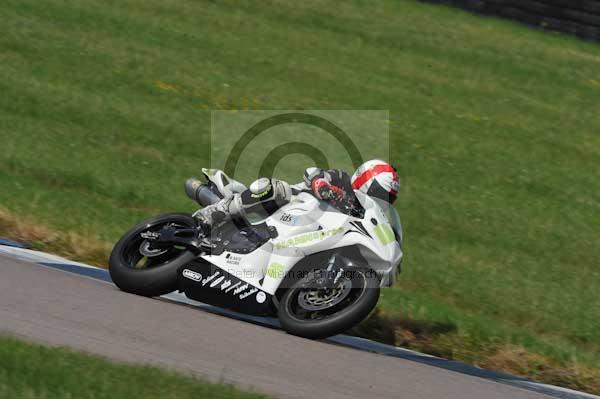 Motorcycle action photographs;Rockingham;Rockingham photographs;event digital images;eventdigitalimages;no limits trackday;peter wileman photography;rockingham corby northamptonshire;trackday;trackday digital images;trackday photos