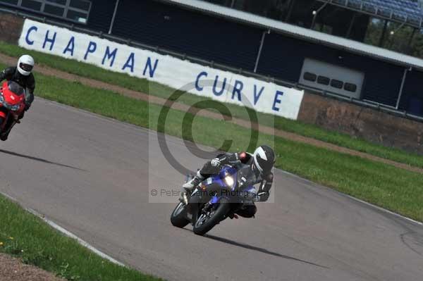 Motorcycle action photographs;Rockingham;Rockingham photographs;event digital images;eventdigitalimages;no limits trackday;peter wileman photography;rockingham corby northamptonshire;trackday;trackday digital images;trackday photos