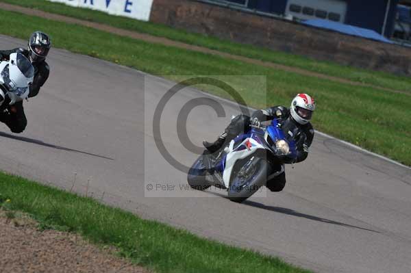 Motorcycle action photographs;Rockingham;Rockingham photographs;event digital images;eventdigitalimages;no limits trackday;peter wileman photography;rockingham corby northamptonshire;trackday;trackday digital images;trackday photos