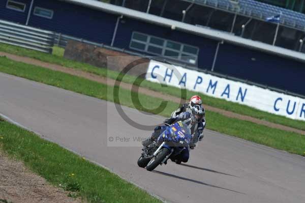 Motorcycle action photographs;Rockingham;Rockingham photographs;event digital images;eventdigitalimages;no limits trackday;peter wileman photography;rockingham corby northamptonshire;trackday;trackday digital images;trackday photos