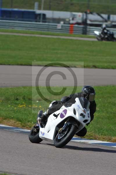 Motorcycle action photographs;Rockingham;Rockingham photographs;event digital images;eventdigitalimages;no limits trackday;peter wileman photography;rockingham corby northamptonshire;trackday;trackday digital images;trackday photos