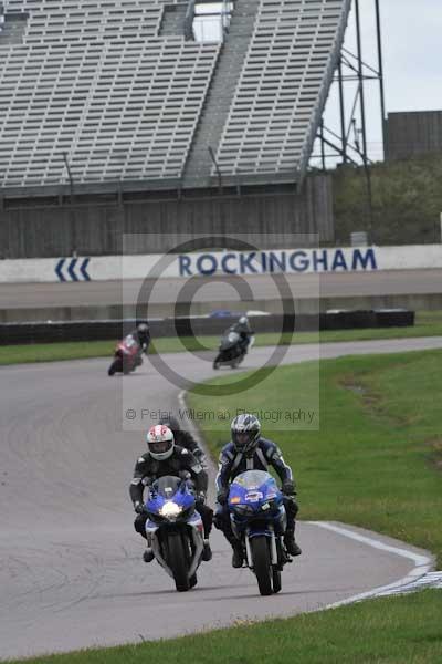 Motorcycle action photographs;Rockingham;Rockingham photographs;event digital images;eventdigitalimages;no limits trackday;peter wileman photography;rockingham corby northamptonshire;trackday;trackday digital images;trackday photos