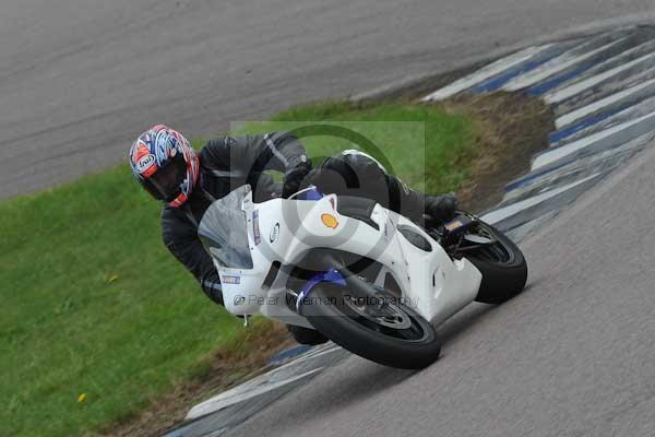 Motorcycle action photographs;Rockingham;Rockingham photographs;event digital images;eventdigitalimages;no limits trackday;peter wileman photography;rockingham corby northamptonshire;trackday;trackday digital images;trackday photos