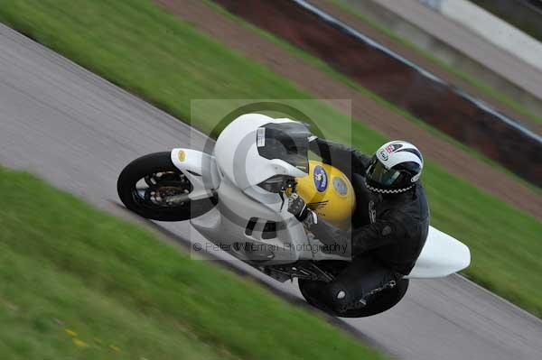 Motorcycle action photographs;Rockingham;Rockingham photographs;event digital images;eventdigitalimages;no limits trackday;peter wileman photography;rockingham corby northamptonshire;trackday;trackday digital images;trackday photos