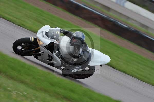 Motorcycle action photographs;Rockingham;Rockingham photographs;event digital images;eventdigitalimages;no limits trackday;peter wileman photography;rockingham corby northamptonshire;trackday;trackday digital images;trackday photos