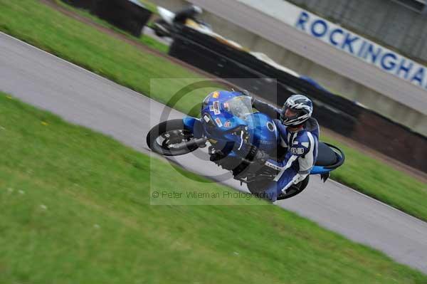 Motorcycle action photographs;Rockingham;Rockingham photographs;event digital images;eventdigitalimages;no limits trackday;peter wileman photography;rockingham corby northamptonshire;trackday;trackday digital images;trackday photos