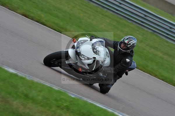 Motorcycle action photographs;Rockingham;Rockingham photographs;event digital images;eventdigitalimages;no limits trackday;peter wileman photography;rockingham corby northamptonshire;trackday;trackday digital images;trackday photos