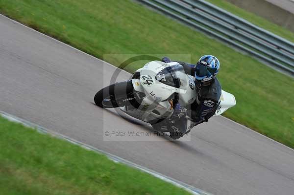 Motorcycle action photographs;Rockingham;Rockingham photographs;event digital images;eventdigitalimages;no limits trackday;peter wileman photography;rockingham corby northamptonshire;trackday;trackday digital images;trackday photos