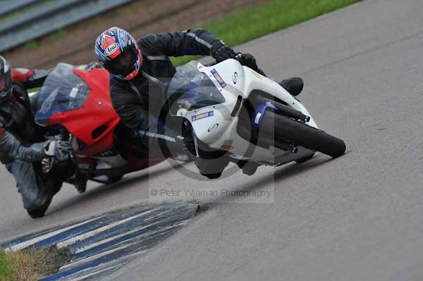 Motorcycle action photographs;Rockingham;Rockingham photographs;event digital images;eventdigitalimages;no limits trackday;peter wileman photography;rockingham corby northamptonshire;trackday;trackday digital images;trackday photos