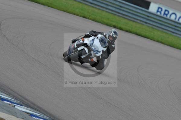 Motorcycle action photographs;Rockingham;Rockingham photographs;event digital images;eventdigitalimages;no limits trackday;peter wileman photography;rockingham corby northamptonshire;trackday;trackday digital images;trackday photos