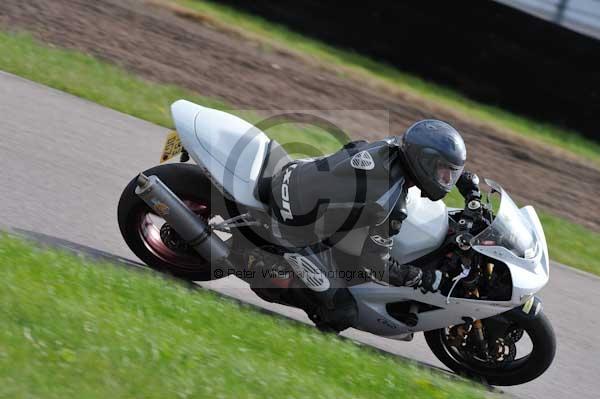 Motorcycle action photographs;Rockingham;Rockingham photographs;event digital images;eventdigitalimages;no limits trackday;peter wileman photography;rockingham corby northamptonshire;trackday;trackday digital images;trackday photos