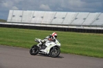 Motorcycle-action-photographs;Rockingham;Rockingham-photographs;event-digital-images;eventdigitalimages;no-limits-trackday;peter-wileman-photography;rockingham-corby-northamptonshire;trackday;trackday-digital-images;trackday-photos