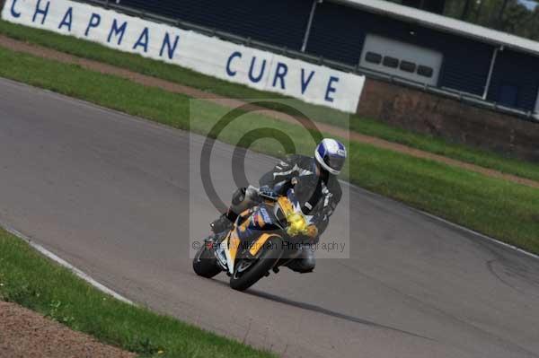 Motorcycle action photographs;Rockingham;Rockingham photographs;event digital images;eventdigitalimages;no limits trackday;peter wileman photography;rockingham corby northamptonshire;trackday;trackday digital images;trackday photos