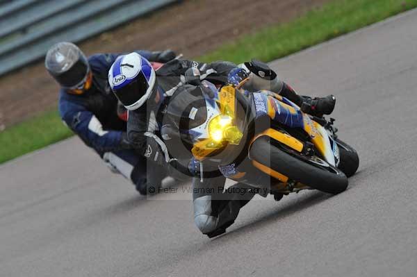 Motorcycle action photographs;Rockingham;Rockingham photographs;event digital images;eventdigitalimages;no limits trackday;peter wileman photography;rockingham corby northamptonshire;trackday;trackday digital images;trackday photos