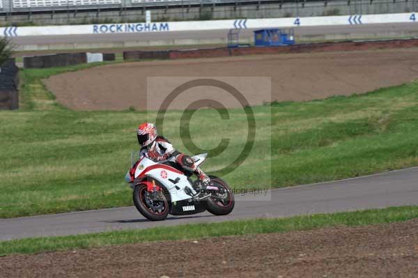 Motorcycle action photographs;Rockingham;Rockingham photographs;event digital images;eventdigitalimages;no limits trackday;peter wileman photography;rockingham corby northamptonshire;trackday;trackday digital images;trackday photos