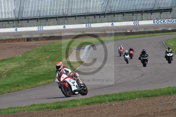 Motorcycle action photographs;Rockingham;Rockingham photographs;event digital images;eventdigitalimages;no limits trackday;peter wileman photography;rockingham corby northamptonshire;trackday;trackday digital images;trackday photos