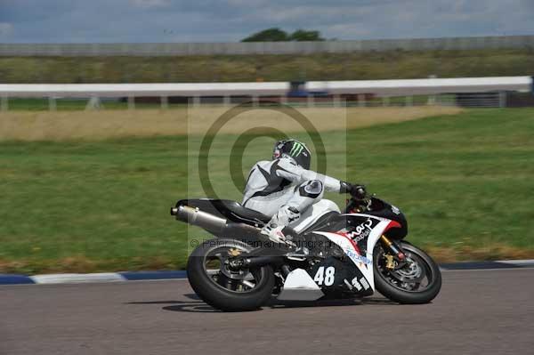 Motorcycle action photographs;Rockingham;Rockingham photographs;event digital images;eventdigitalimages;no limits trackday;peter wileman photography;rockingham corby northamptonshire;trackday;trackday digital images;trackday photos