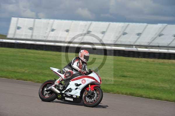 Motorcycle action photographs;Rockingham;Rockingham photographs;event digital images;eventdigitalimages;no limits trackday;peter wileman photography;rockingham corby northamptonshire;trackday;trackday digital images;trackday photos