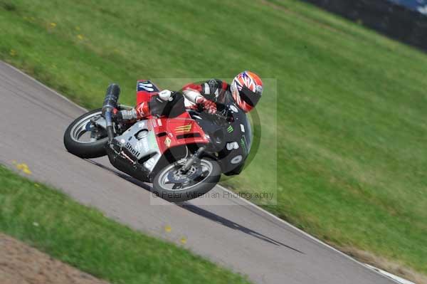 Motorcycle action photographs;Rockingham;Rockingham photographs;event digital images;eventdigitalimages;no limits trackday;peter wileman photography;rockingham corby northamptonshire;trackday;trackday digital images;trackday photos