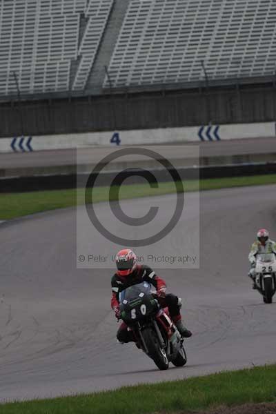 Motorcycle action photographs;Rockingham;Rockingham photographs;event digital images;eventdigitalimages;no limits trackday;peter wileman photography;rockingham corby northamptonshire;trackday;trackday digital images;trackday photos