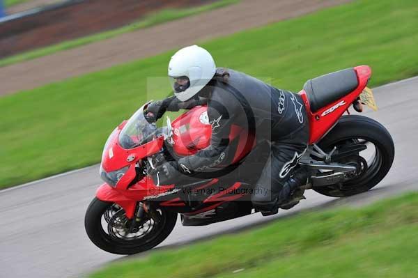 Motorcycle action photographs;Rockingham;Rockingham photographs;event digital images;eventdigitalimages;no limits trackday;peter wileman photography;rockingham corby northamptonshire;trackday;trackday digital images;trackday photos