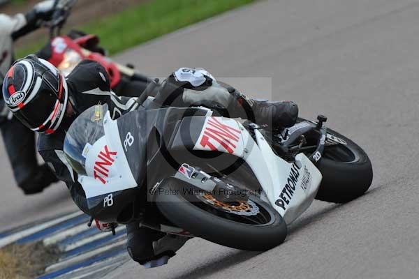 Motorcycle action photographs;Rockingham;Rockingham photographs;event digital images;eventdigitalimages;no limits trackday;peter wileman photography;rockingham corby northamptonshire;trackday;trackday digital images;trackday photos