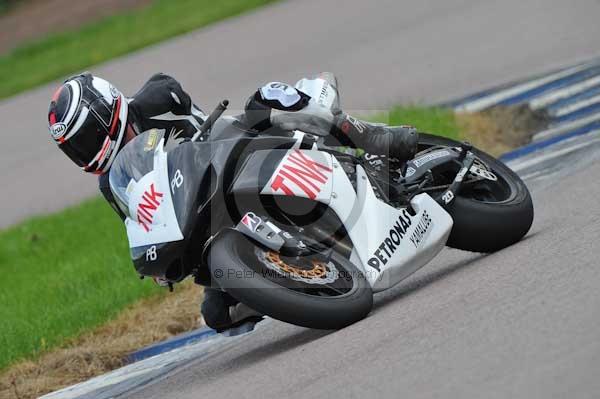 Motorcycle action photographs;Rockingham;Rockingham photographs;event digital images;eventdigitalimages;no limits trackday;peter wileman photography;rockingham corby northamptonshire;trackday;trackday digital images;trackday photos