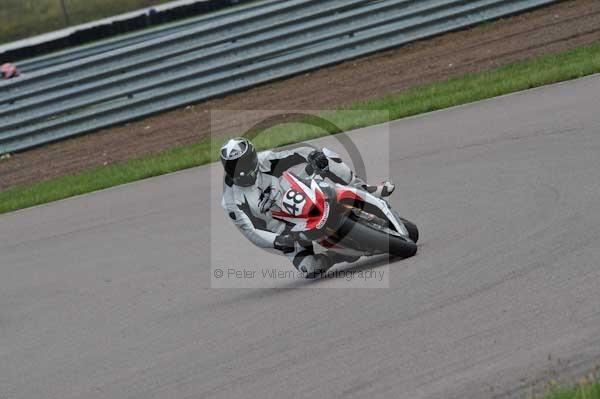 Motorcycle action photographs;Rockingham;Rockingham photographs;event digital images;eventdigitalimages;no limits trackday;peter wileman photography;rockingham corby northamptonshire;trackday;trackday digital images;trackday photos