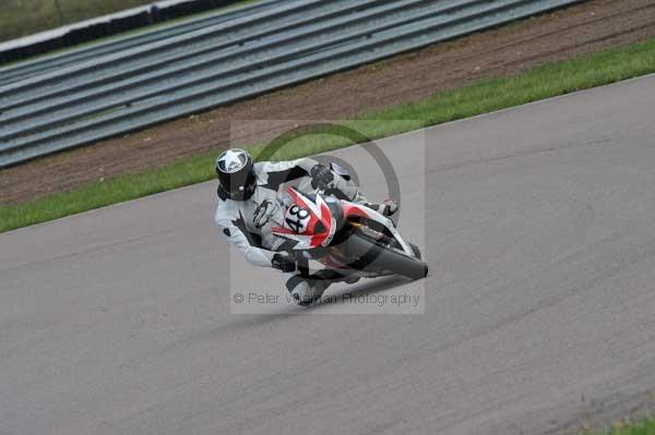 Motorcycle action photographs;Rockingham;Rockingham photographs;event digital images;eventdigitalimages;no limits trackday;peter wileman photography;rockingham corby northamptonshire;trackday;trackday digital images;trackday photos